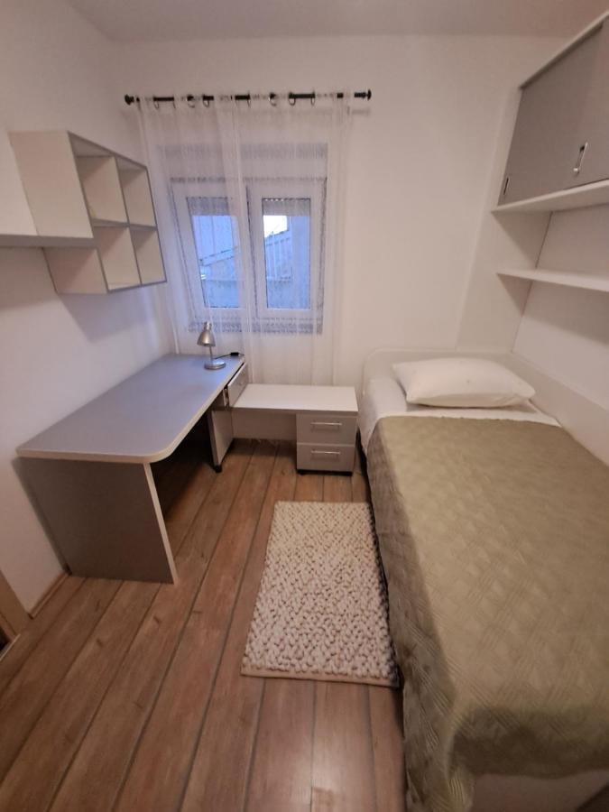 Apartment Mira Šibenik Exterior foto