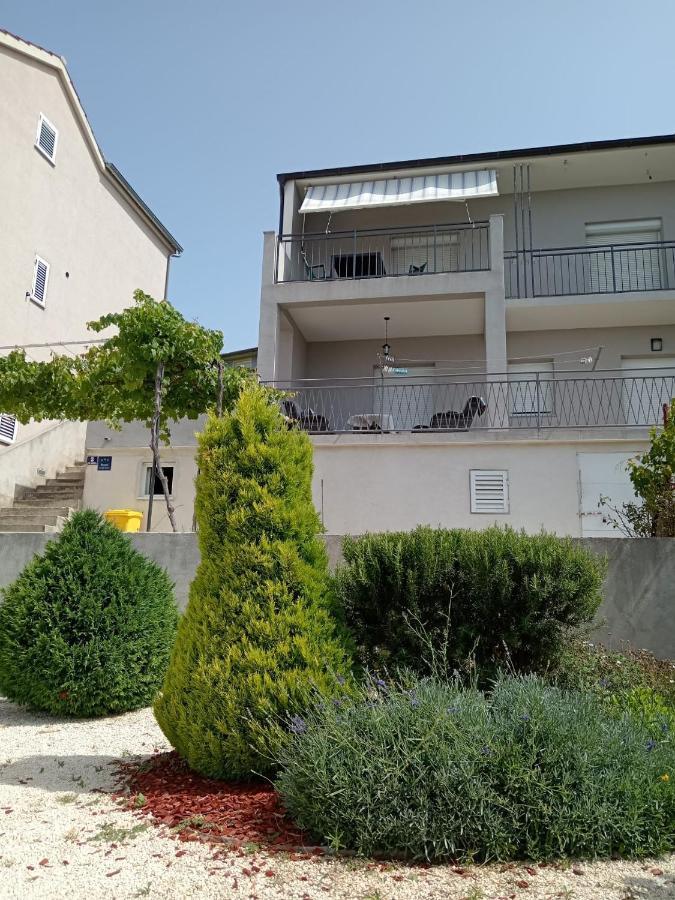 Apartment Mira Šibenik Exterior foto
